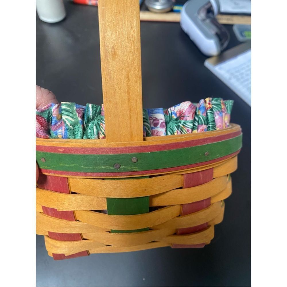 Longaberger Easter Basket  - Picture 4 of 9